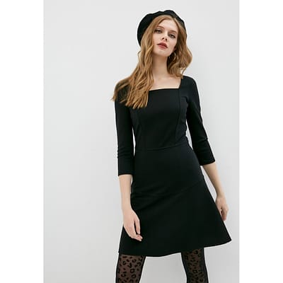 Patrizia Pepe • zwarte jurk met driekwart mouwen