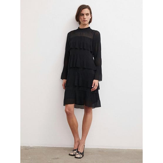 By Malene Birger • zwarte jurk Duranta