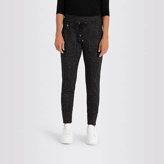 MAC • relaxte broek EASY active in dark berry leo