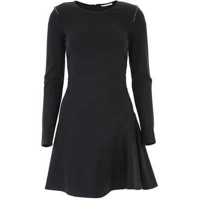 Patrizia Pepe • korte zwarte jurk met studs op de schouders