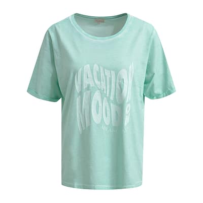 Milano Italy • turquoise t-shirt vacation mood