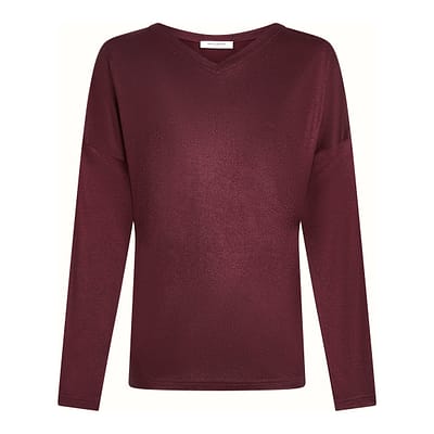 Beaumont • burgundy top Romy