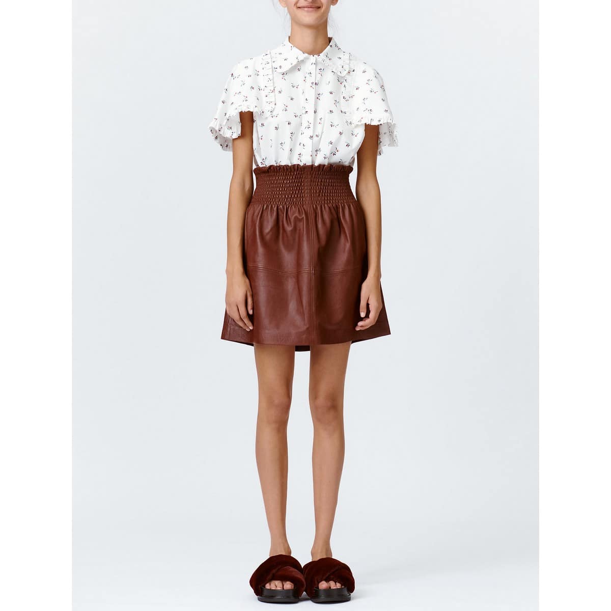 Munthe • korte rok pedal