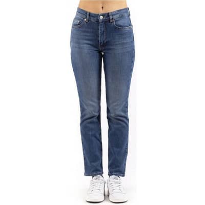Chiara Ferragni • blauwe jeans met logo