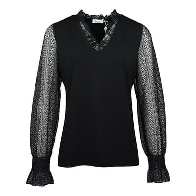 Princess goes Hollywood • zwart kanten shirt