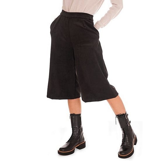 8PM • zwarte ribfluwelen culotte broek