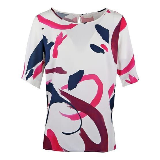 Milano Italy • witte blouse met fuchsia print